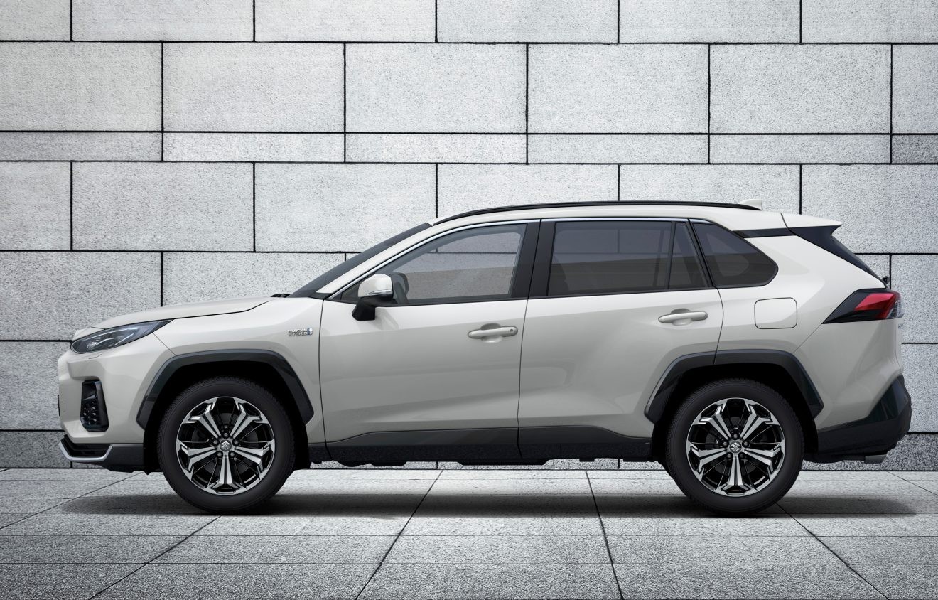 Suzuki Across 4x4 SUV 2020 modell hos Bilfokus
